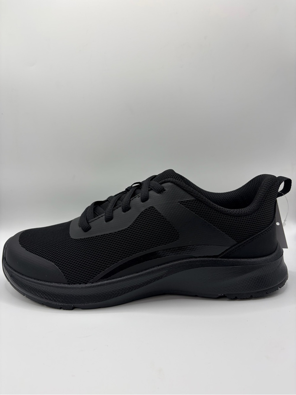 Athletic Works Women's Black Mesh Athletic Sneakers 7.5